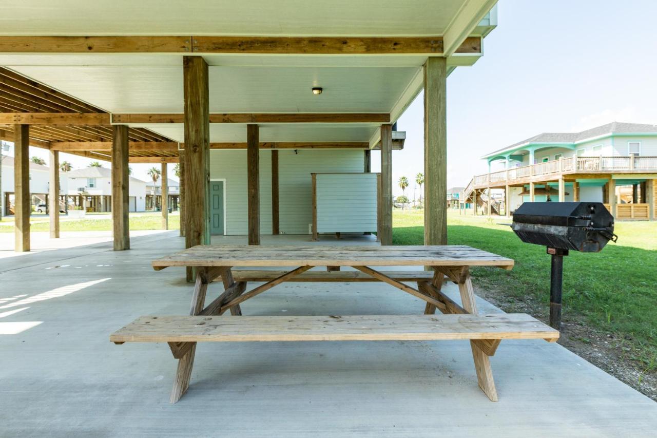 The Firehouse Villa Bolivar Peninsula Exterior photo